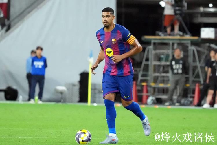 1张红牌 心态失衡！巴萨26岁队长累了：身心俱疲